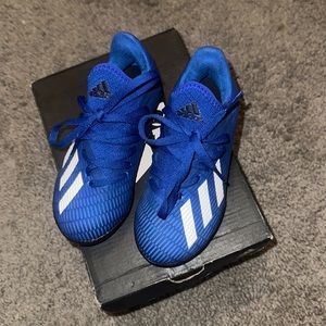 indoor soccer shoes